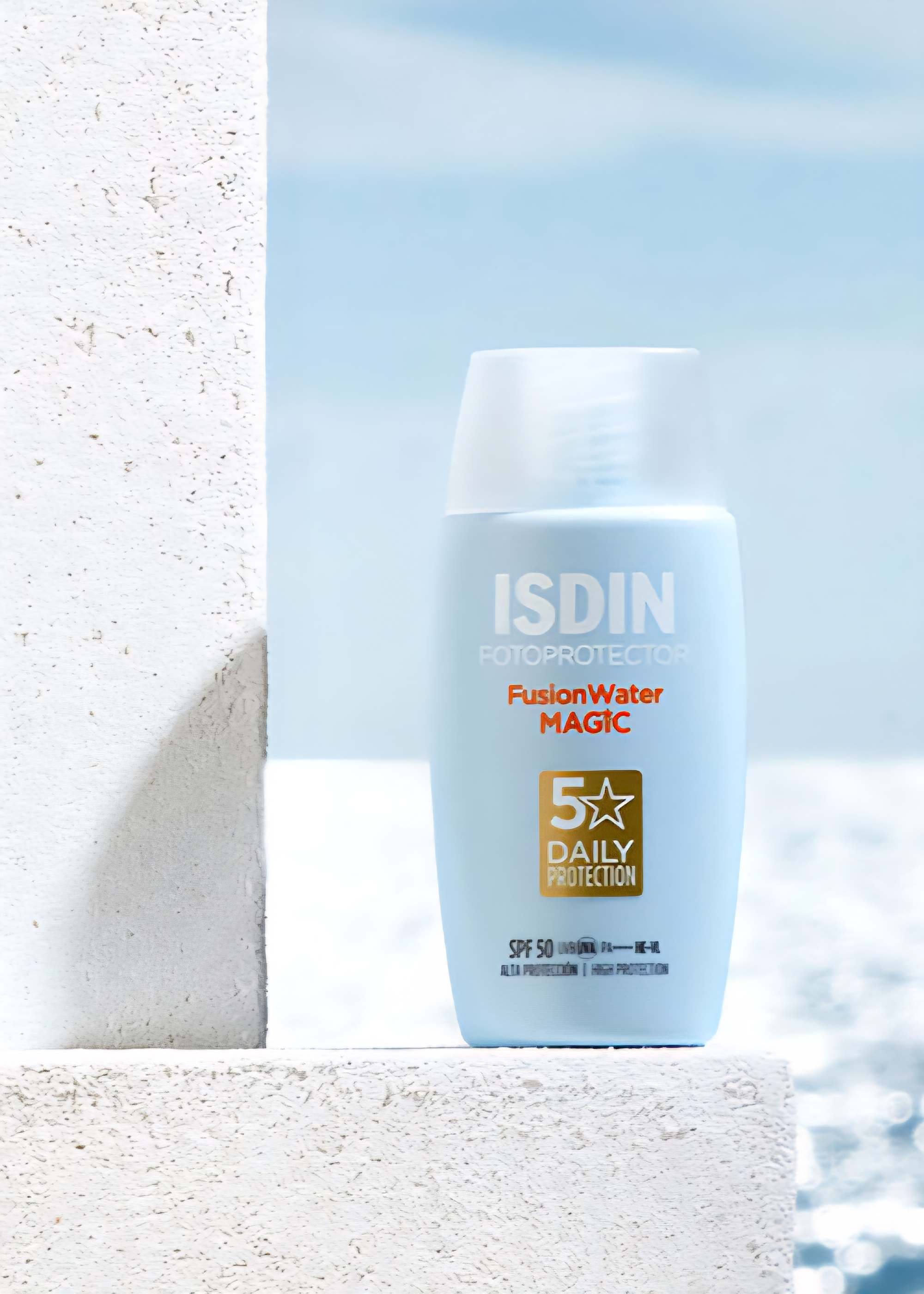 ضد آفتاب ایزدین فیوژن واتر SPF50 بی‌رنگ 50 میل